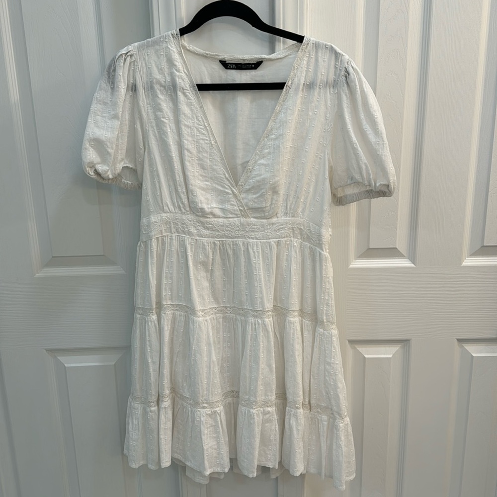 Zara White Lace V-neck Mini Dress